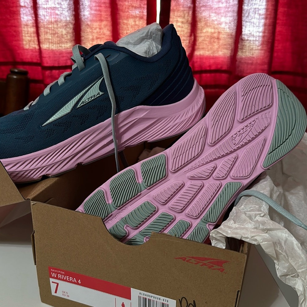 Altra w Rivera 4